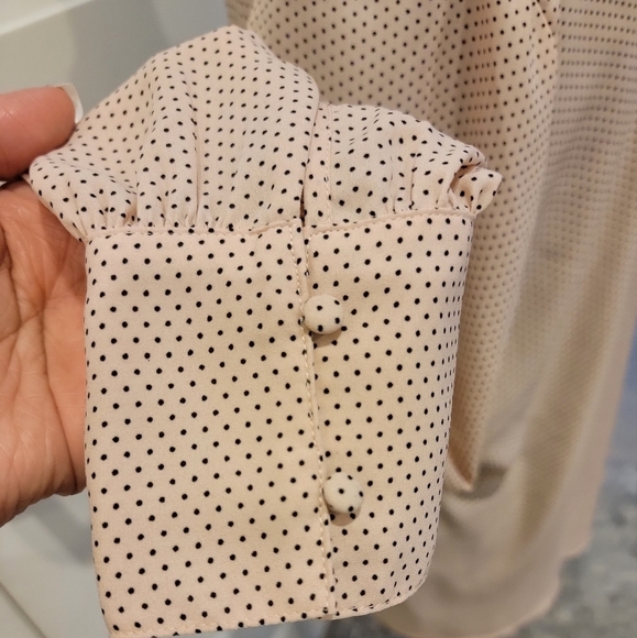 ADRIANNA Papell blouse - Picture 5 of 6